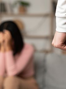 Klapsy jako kara dla dziecka? Politycy stawiają sprawę jasno