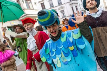 Bajkowa parada rozpoczęła 32. Międzynarodowy Festiwal Spotkania [zdjęcia]