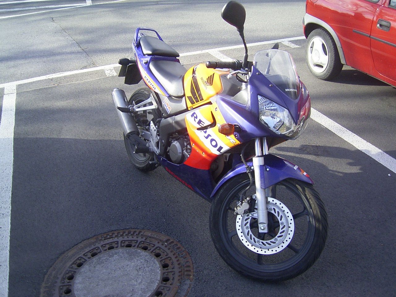 Honda CBR125R