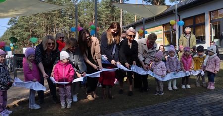 Gmina Poraj: Inwestycje w najmłodszych. Nowe place zabaw