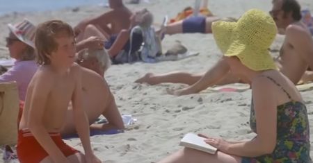 Zagrał w "Szczękach" w jednej scenie. Do dziś zarabia na udziale w hitowej produkcji