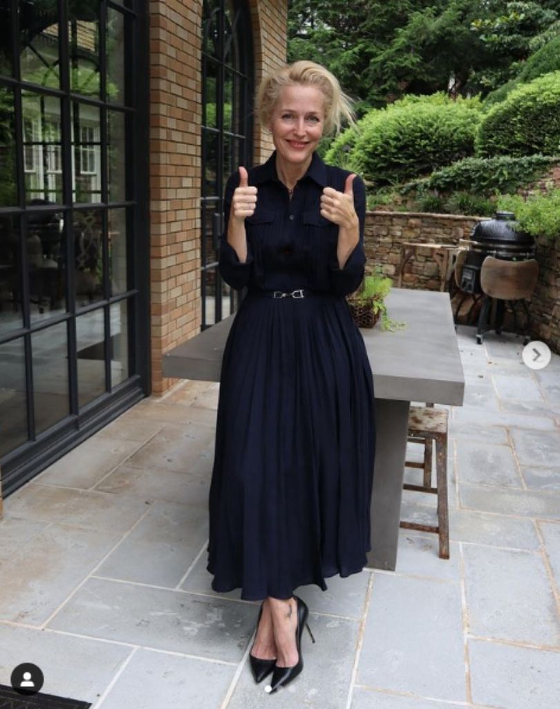 Gillian Anderson rezygnuje z noszenia biustonosza