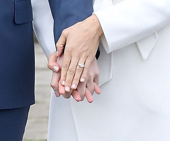 Pierścionek zaręczynowy Meghan 