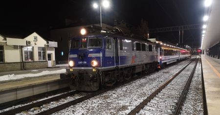 PKP Intercity obniża ceny biletów do poziomu sprzed styczniowej podwyżki. Z Lublina do Warszawy za 51 złotych