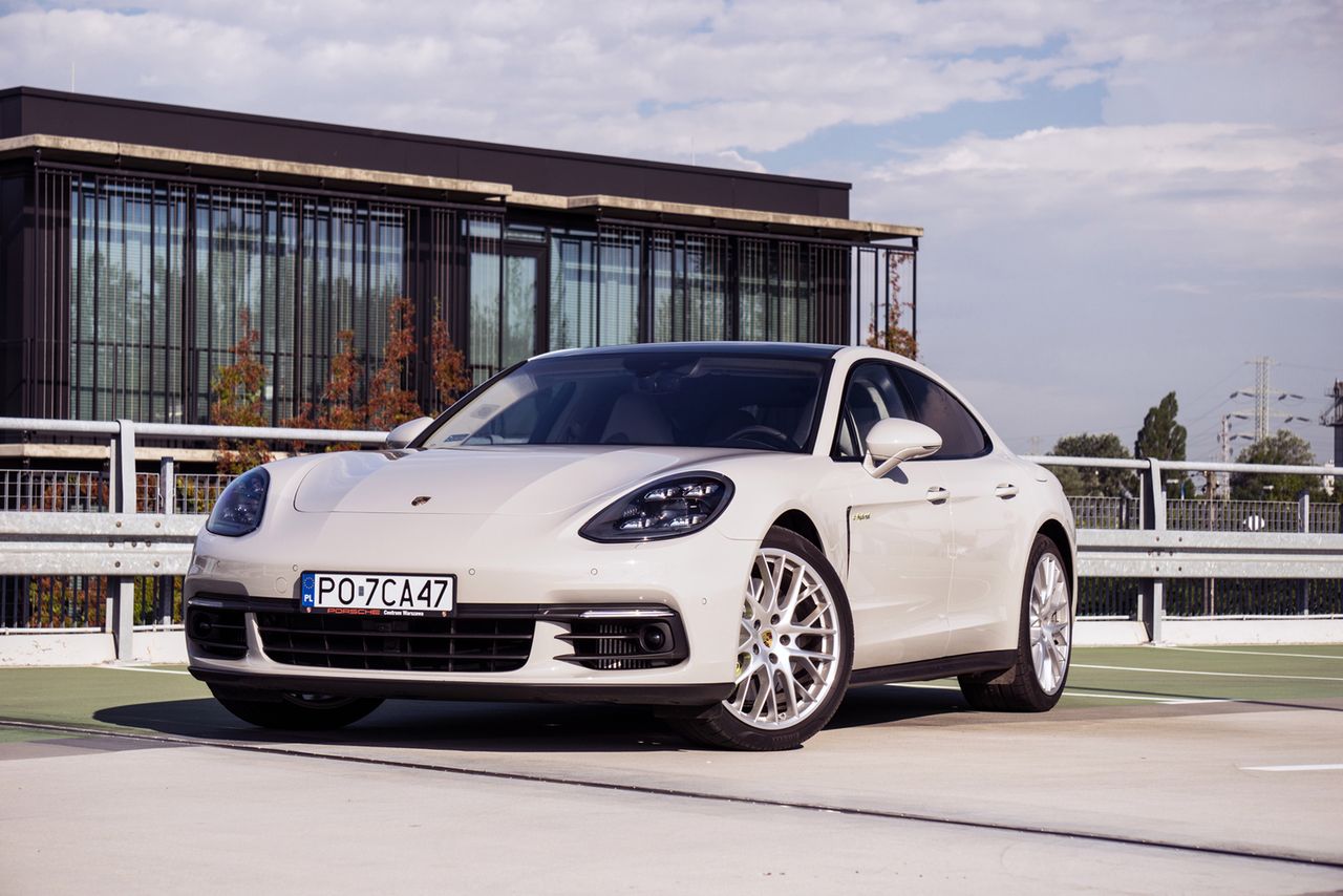 Porsche Panamera 4 E-Hybrid