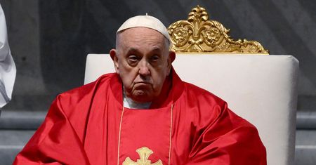 Nagła decyzja papieża. Nie przybył na Drogę Krzyżową