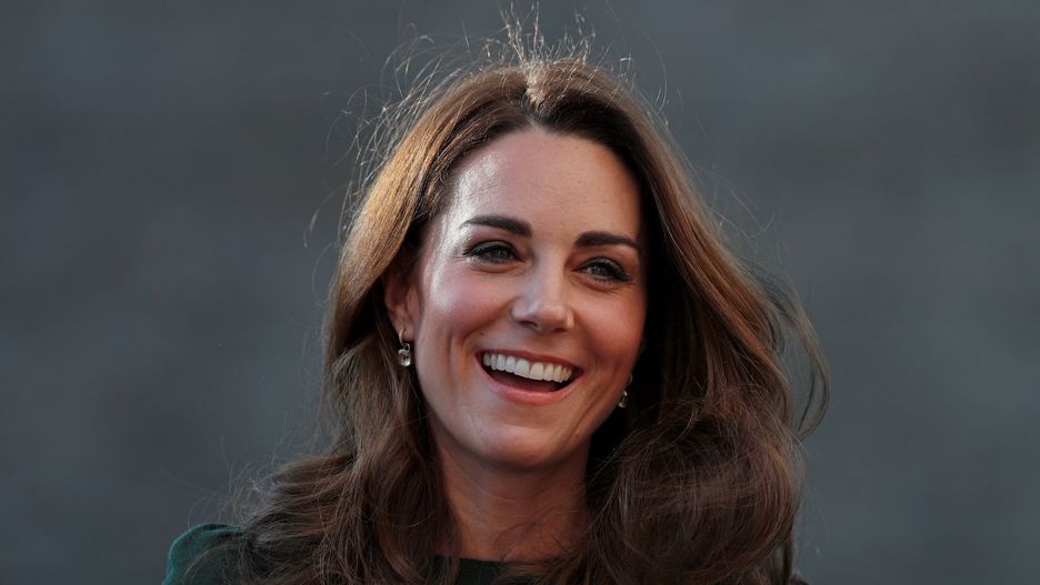 The Duchess Of Cambridge Launches Family Action Support LineLEWISHAM, ENGLAND - JANUARY 22: Catherine, Duchess of Cambridge reacts as she arrives to launch a new national support line at the charity, Family Action on January 22, 2019 in Lewisham, England. (Photo by Adrian Dennis - WPA Pool/Getty Images)WPA Poolbestof,topix