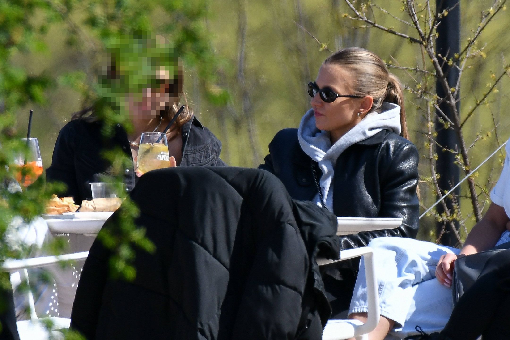 Anna Lewandowska z koleżankami 