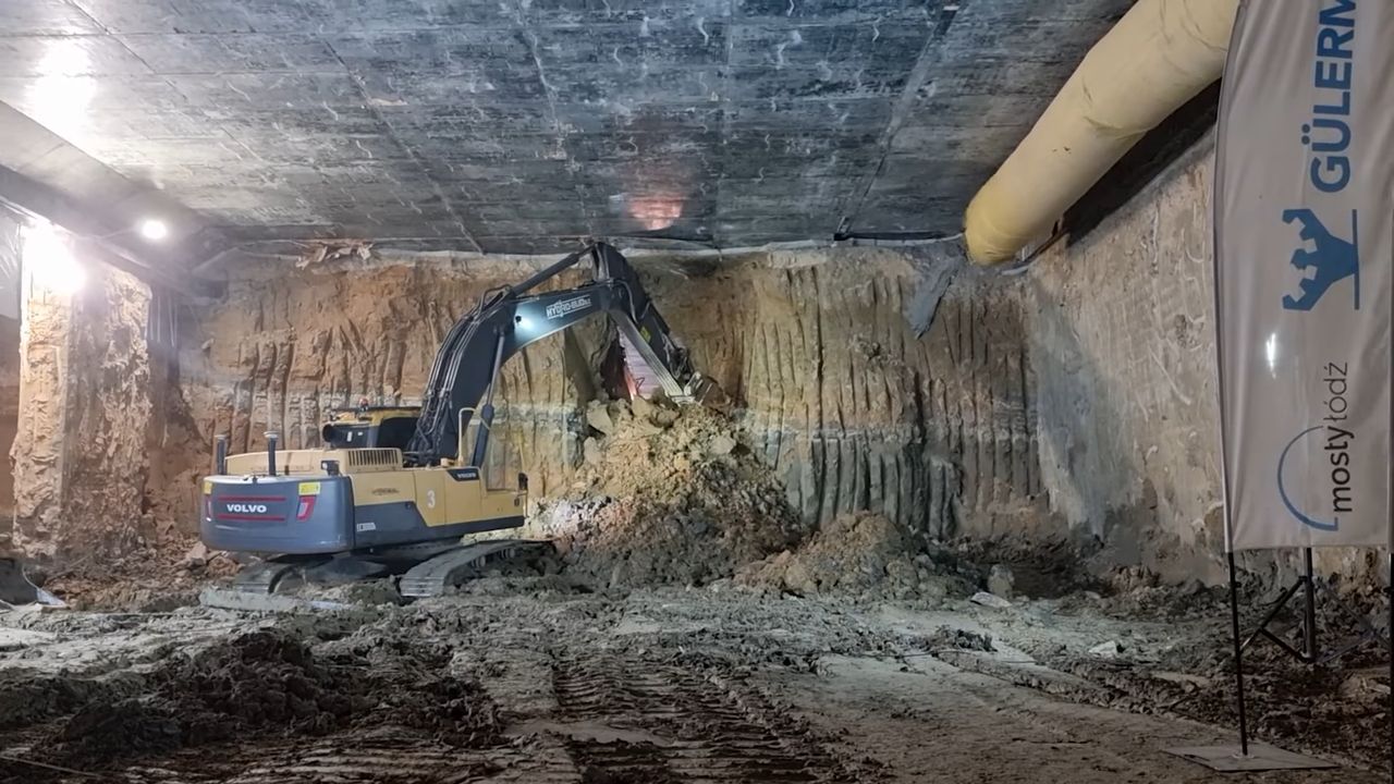 Dwie ekipy budowlane spotkały się podczas przekopywania tunelu