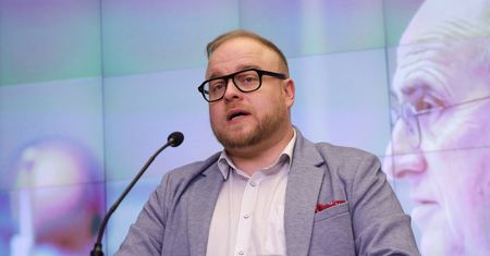 Zwrot w MSZ. Sąd przywraca rzecznika zwolnionego przez PiS do pracy