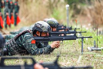 Strzela bez huku i ognia. Chińczycy stworzyli broń przyszłości?