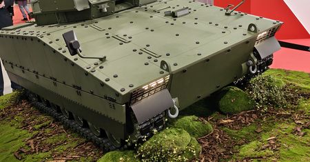 Przyszłość ciężkiego bojowego wozu piechoty Ratel. Ministerstwo wyjaśnia