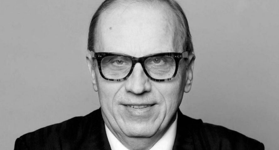 Pożegnano Macieja Petruczenkę. Dziennikarz spoczął na warszawskim cmentarzu