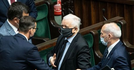 Posłowie nie zbiednieją przez "Polski Ład". Uratuje ich nieopodatkowana kwota