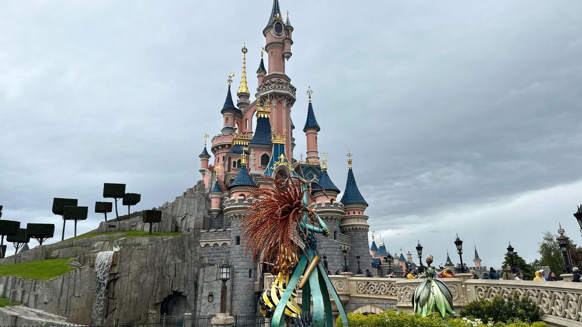 Skandal w Disneylandzie.