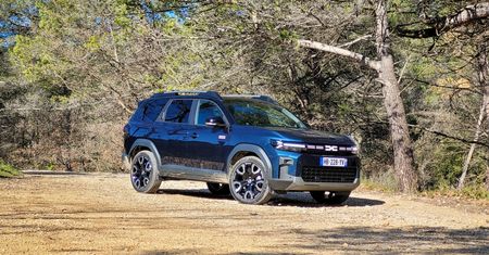 Pierwsza jazda: Dacia Bigster Hybrid 155 – przekonuje nie tylko ceną