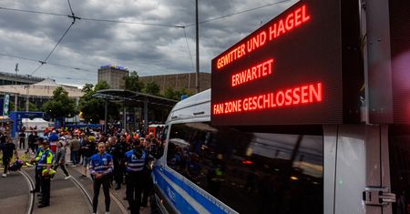 "Tornada nie są wykluczone". Poważny alarm w Niemczech