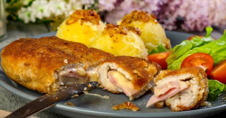 Kotlet szwajcarski. Jak przygotować smaczny i wyjątkowy kotlet na obiad?