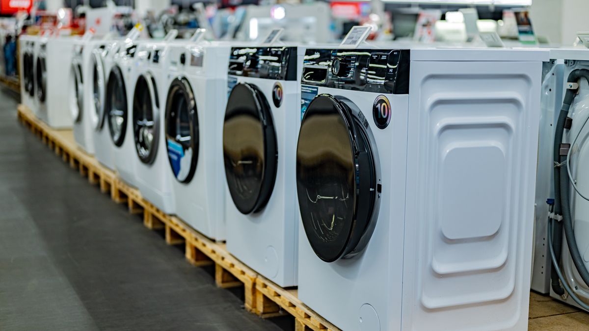 POZNAN, POL - DEC 5, 2024: Front-loader washing machines put up for sale in a household goods store
laundry, appliance, home, washing, machine, clothes, washer, front-loader, equipment, new, product, electric, modern, sale, store, shop, household, goods, washing, machine, washer, laundry, front-loader, appliance, home, clothes, equipment, new, product, electric, household, modern, sale, store, shop, goods