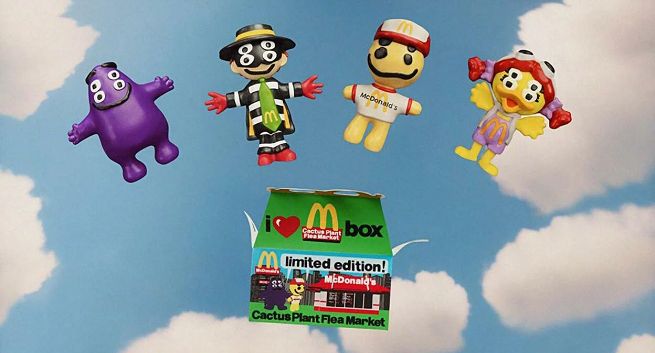 McDonald's sprzedaje zestawy Happy Meal dla dorosłych