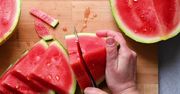 Czy arbuza trzeba myć przed pokrojeniem? Wiele osób nie ma pojęcia i popełnia błąd