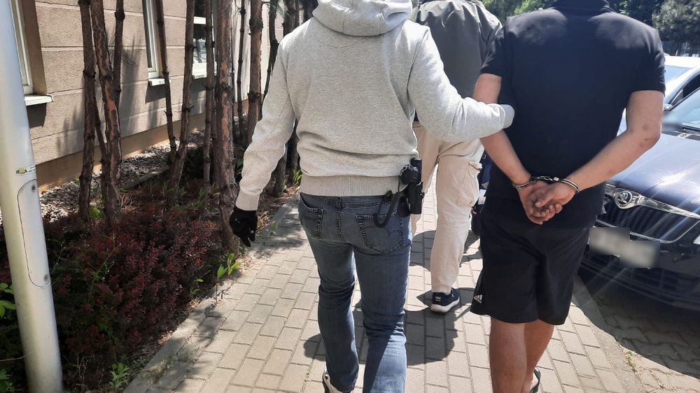 Zatrzymanemu mężczyźnie grozi kara do 10 lat więzienia