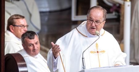 Tak zarabia się u o. Rydzyka. Nas dosłownie zamurowało