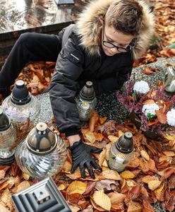 Zatrważające dane. Prawie 10 kilogramów na grób