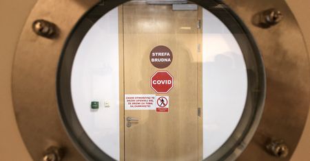 Szpital Narodowy na świeczniku. Dr Artur Zaczyński: zgłoszeń jest mało