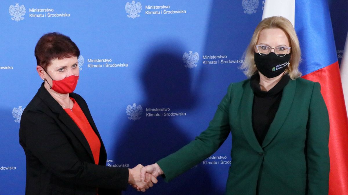 We wtorek w Warszawie doszło do spotkania minister klimatu i środowiska Anny Moskwy oraz czeskiej minister środowiska Anny Hubaczkovej, dotyczącego kopalni Turów 