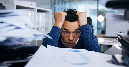 Unikaj jak ognia. 5 błędów, które szkodzą biznesowi