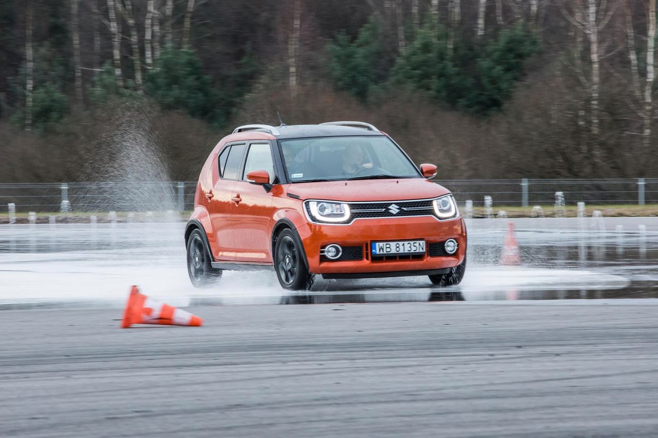 Sprawdziliśmy jak w praktyce działają układy napędowe w samochodach Suzuki