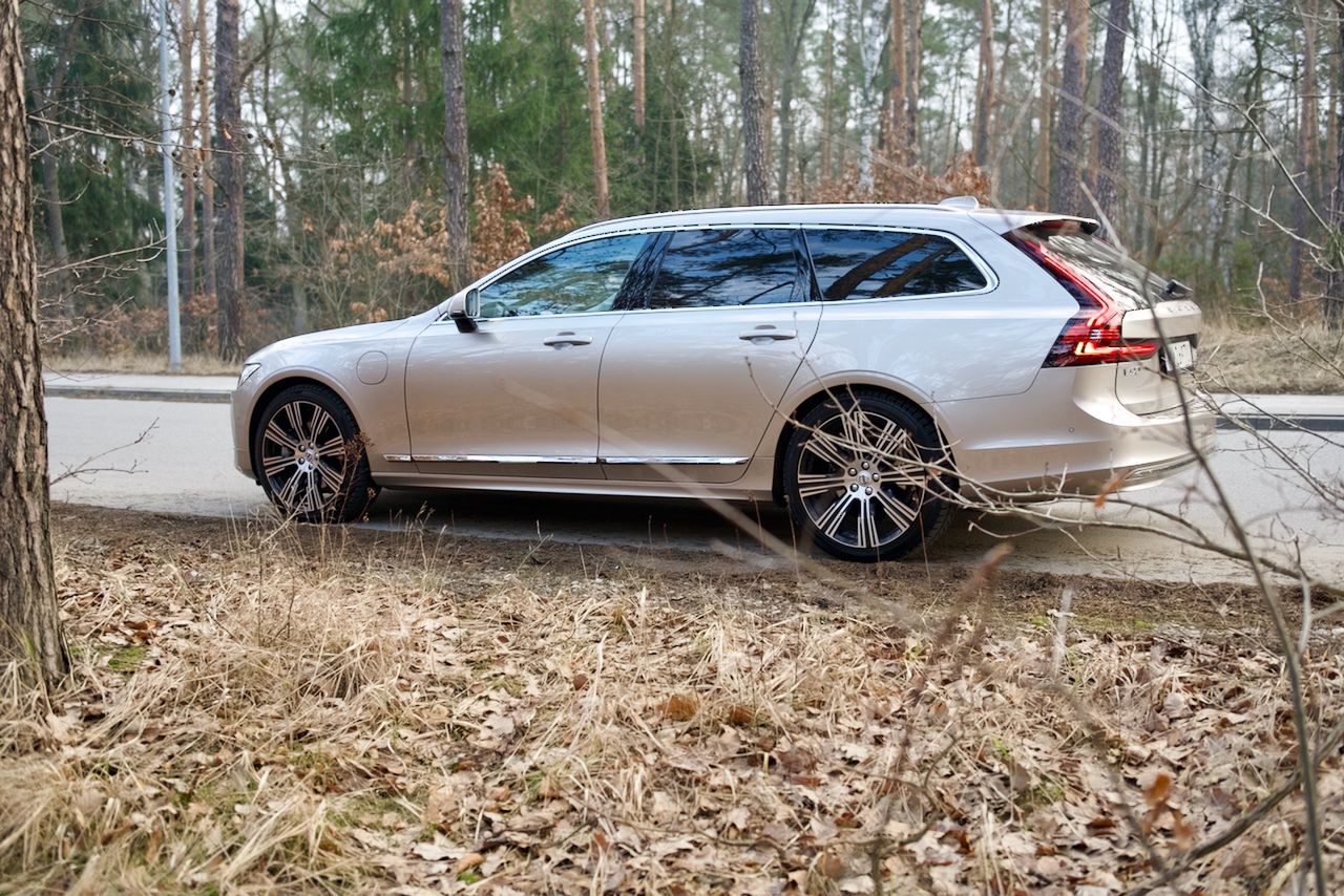 Volvo V90
