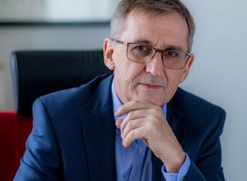 Prezes firmy AB Andrzej Przybyło.