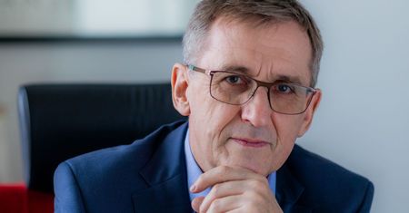 Miał być alpinistą, a stworzył hegemona. Dziś podbija Europę