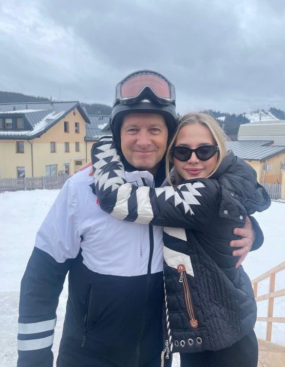 W mediach społecznościowych chętnie udostępnia fotki swoich dzieci