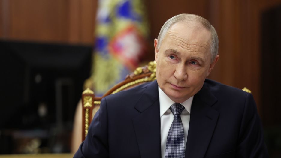 Russian President Vladimir Putin attends a meeting with Russian Culture Minister Olga Lyubimova, at the Kremlin in Moscow, Russia, 04 April 2025. EPA/VYACHESLAV PROKOFYEV / SPUTNIK / KREMLIN POOL / POOL MANDATORY CREDIT Dostawca: PAP/EPA.