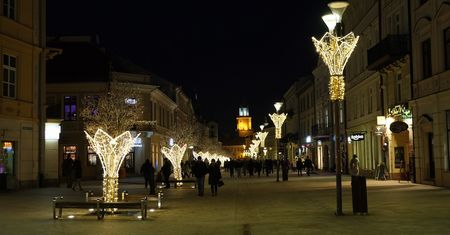 Świąteczne iluminacje poświecą krócej z powodu oszczędności. Kiedy odpalenie iluminacji w Lublinie? Znamy szczegóły
