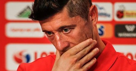 Lewandowski tłumaczy się z krytycznych słów o kolegach z drużyny: "Zostałem źle zrozumiany"
