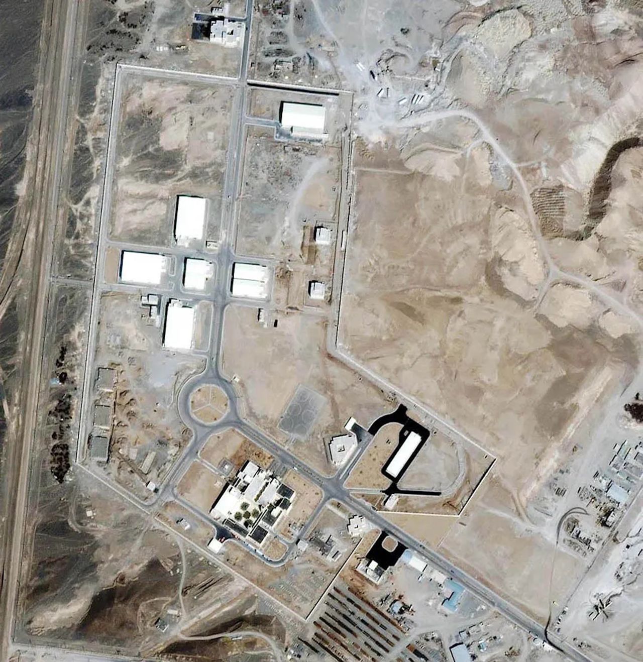 One of the goals of Stuxnet was supposed to be the Iranian nuclear facilities in Natanz.