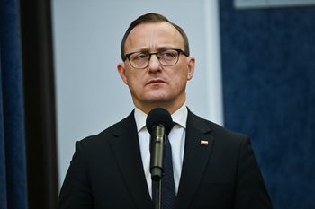 Pałac Prezydencki o Czarzastym. "Demoluje relacje z USA"