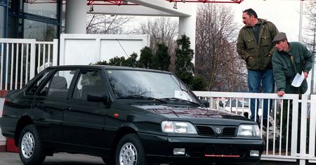 Tym jeździliśmy w latach 90. Rozpoznasz modele kultowych aut?