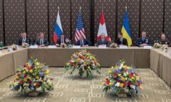 "Intensywne" rozmowy. Koniec pierwszego dnia negocjacji Ukraina-Rosja