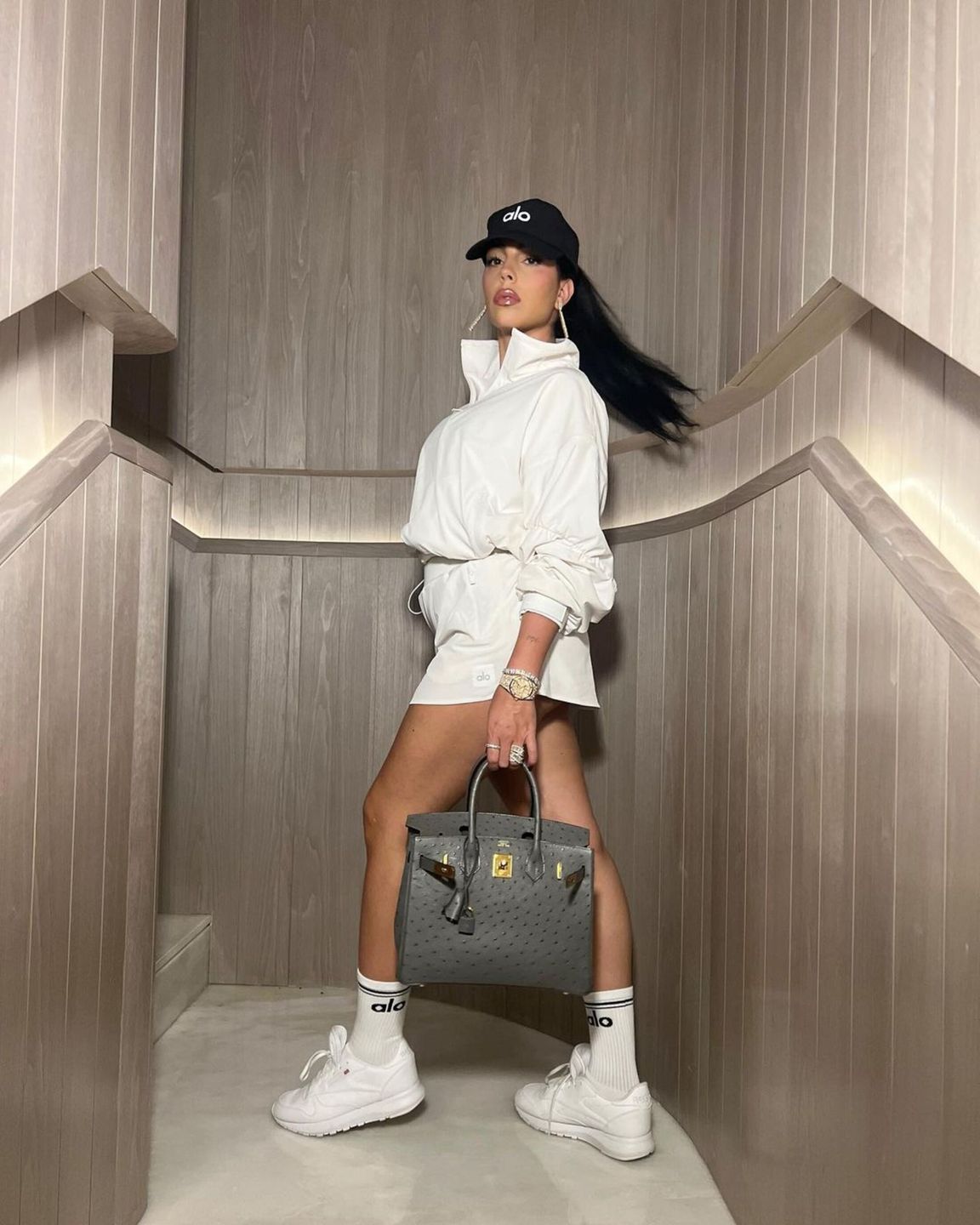 Georgina Rodriguez w dresie i biżuteriiInstagram/georginagio
