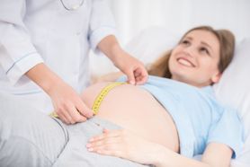 Jak przygotować się na drugi trymestr ciąży? Sprawdź listę badań i zaleceń