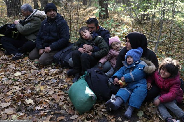 Grupa irackich Kurdów zatrzymana na granicy. Przejmujące zdjęcia