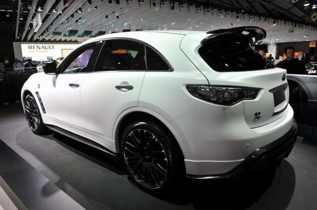 Infiniti FX Sebastian Vettel