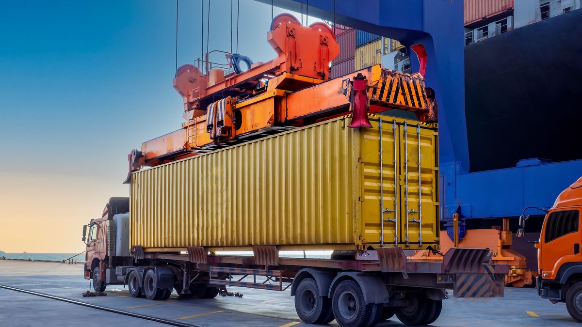 Rosja drugi rok z rzędu zalewa świat swoją pszenicą próbując narzucić swoje ceny minimalne