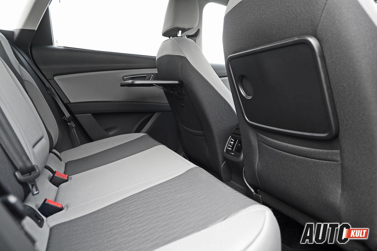 Seat Leon ST 1,6 TDI 105 KM Style - test [galeria] 7