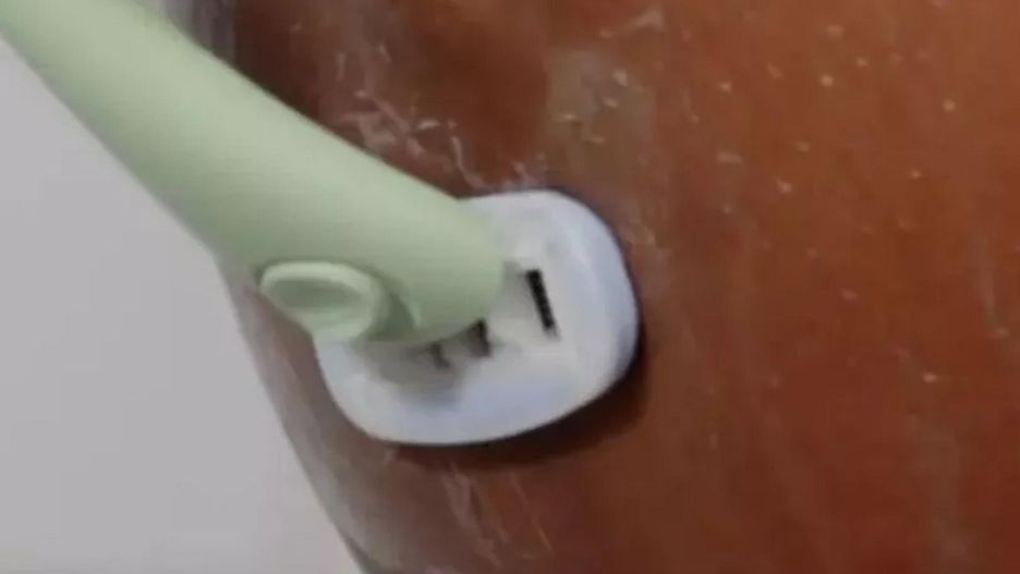 Kontrowersyjna reklama maszynek